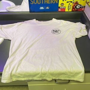 A large white Hanes t shirt